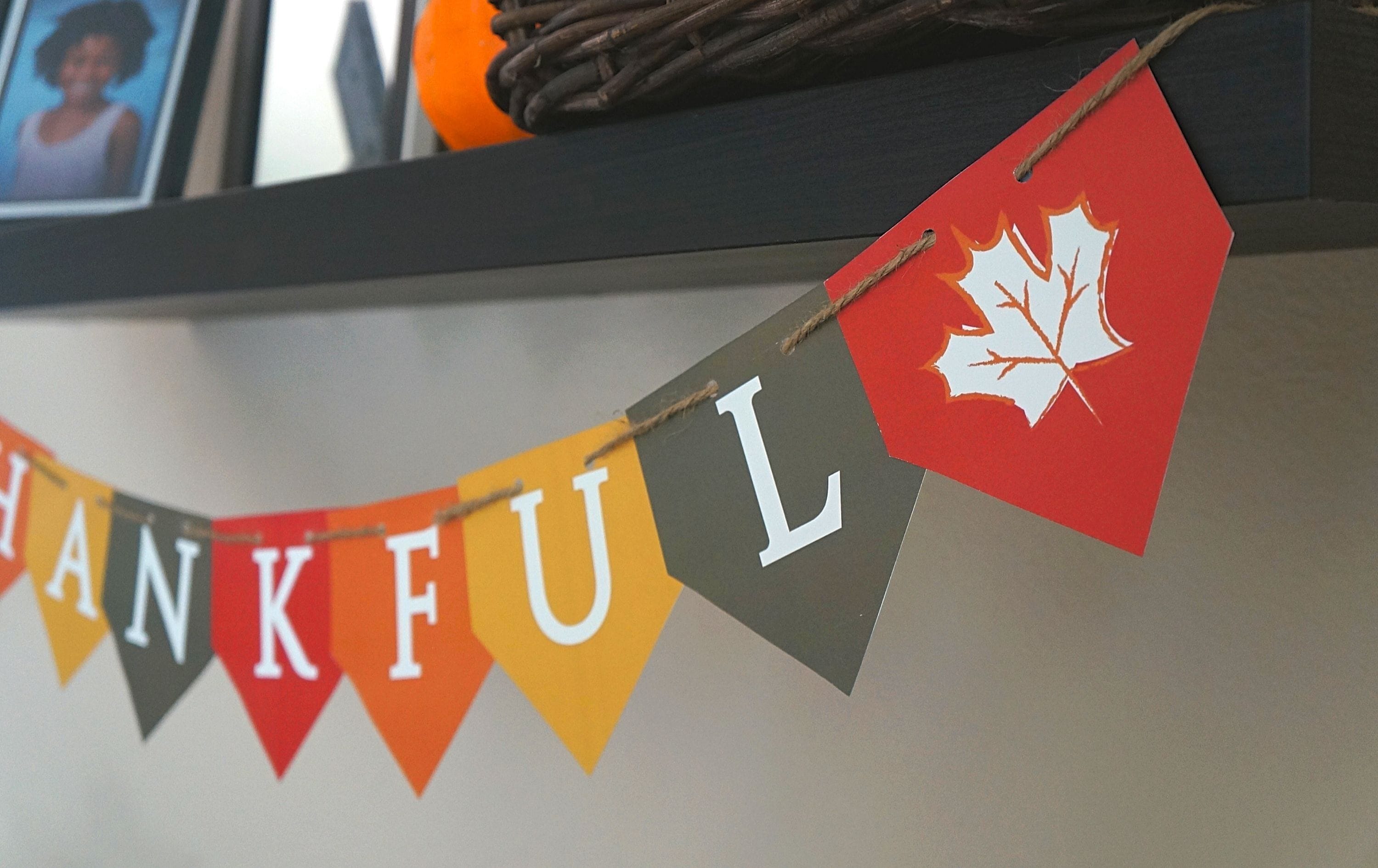 We Love This Festive THANKFUL Free Printable Thanksgiving Banner!