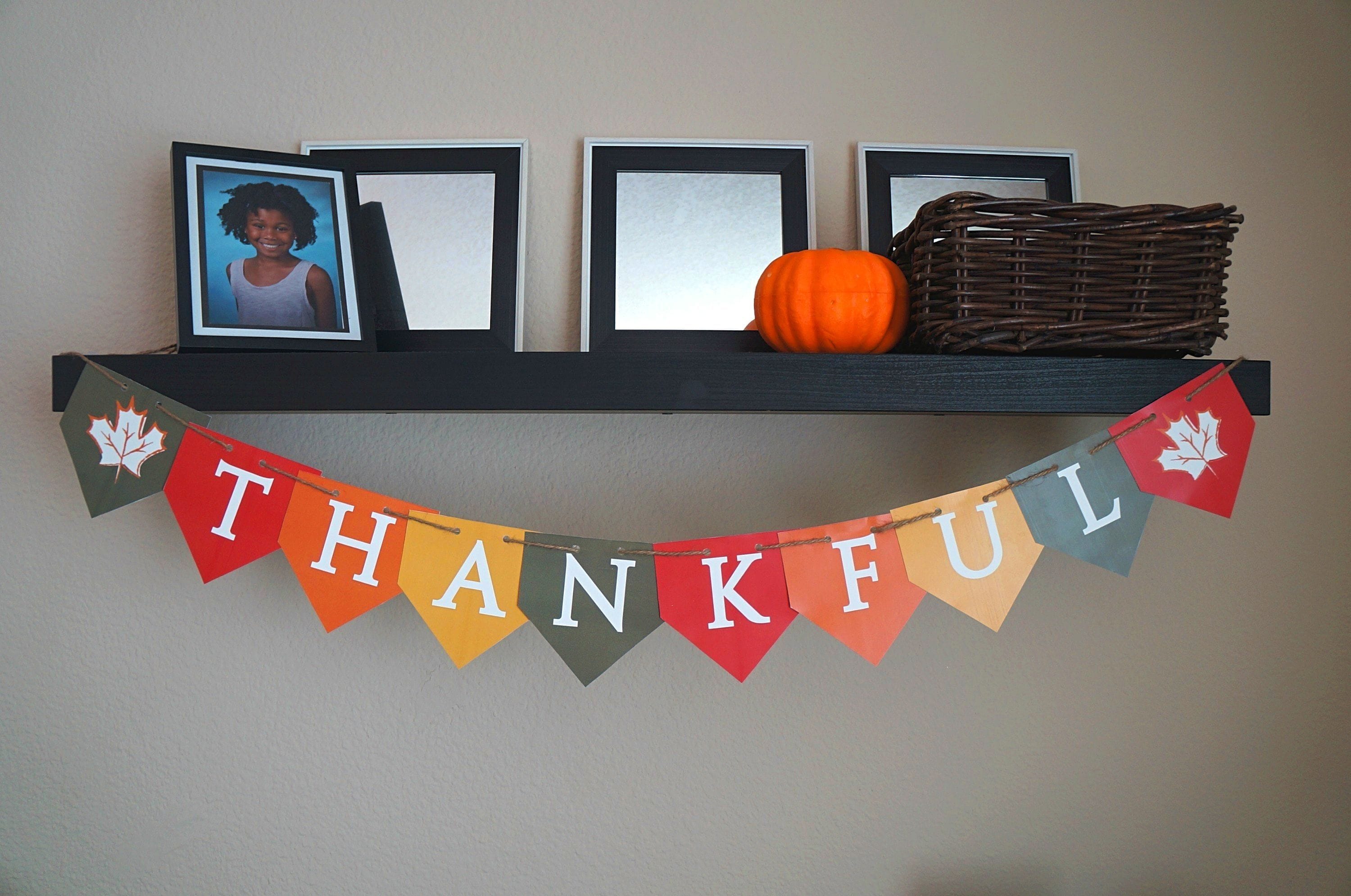 Printable Thanksgiving Decorations: Banner Template