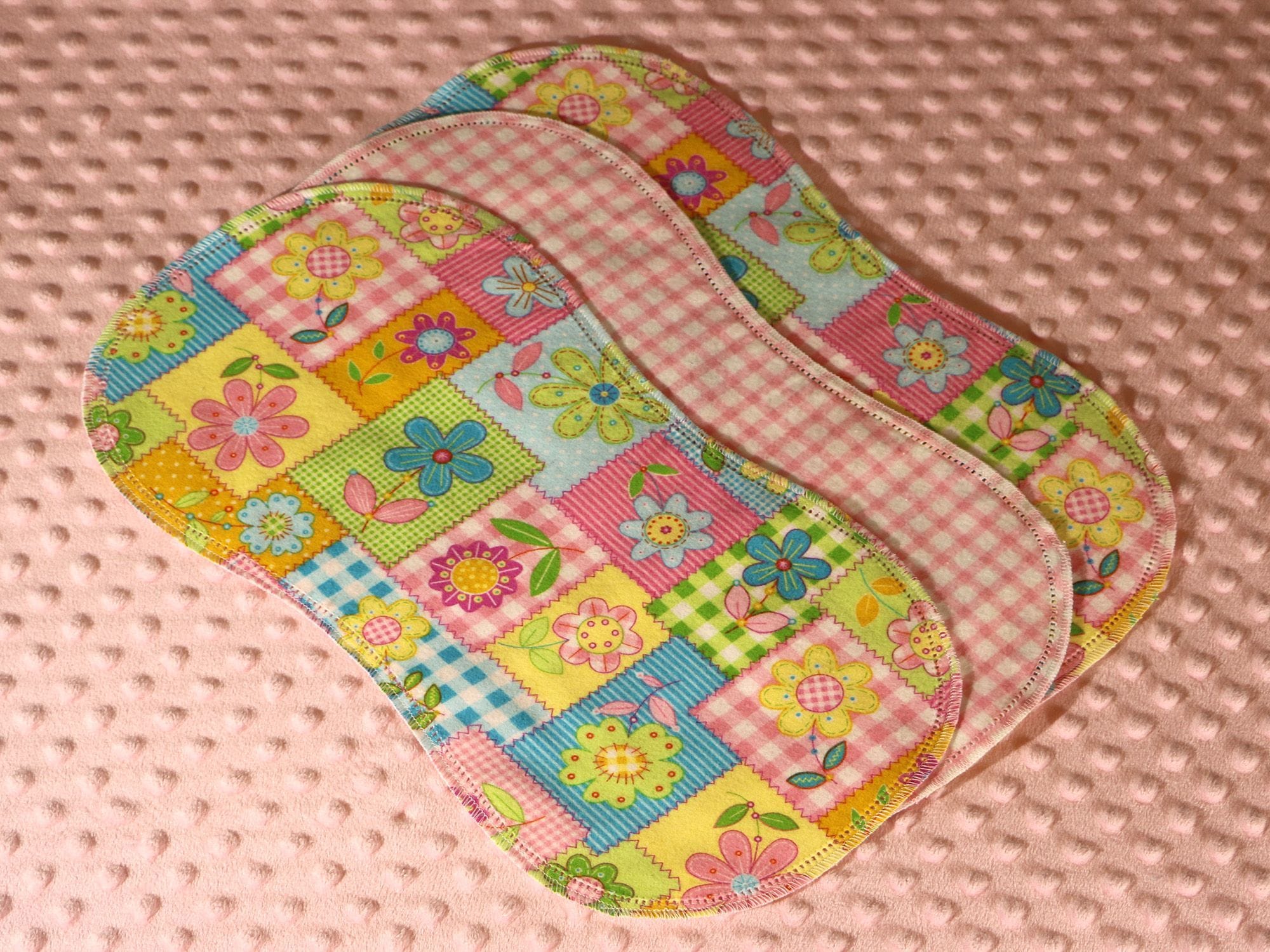 Floral burp cloth pattern